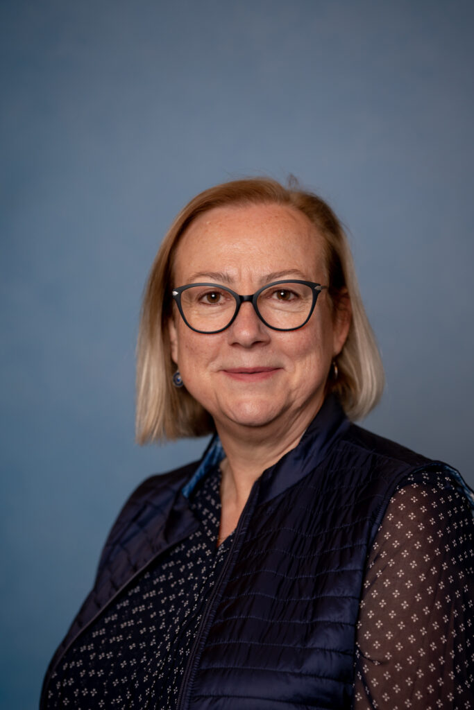 Christine Aykac